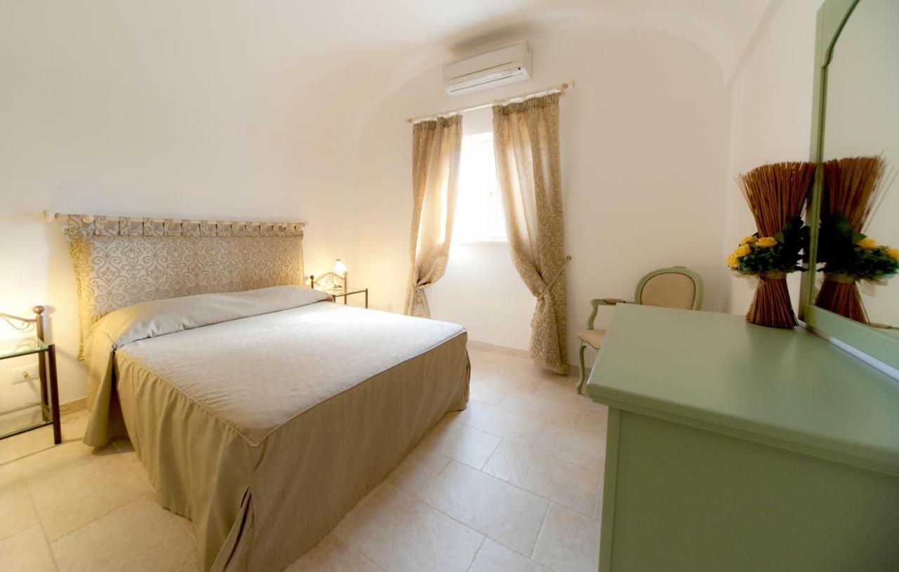 Savelletri San Velletri Guest House חדר תמונה
